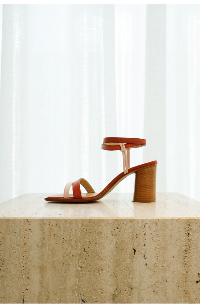 schoenen Raisa