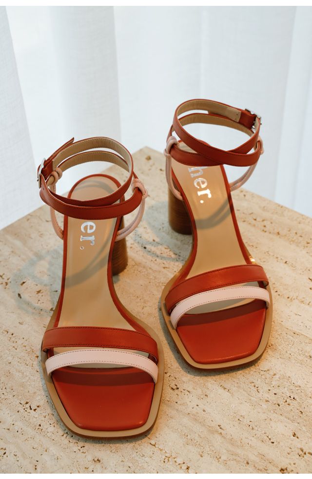 schoenen Raisa